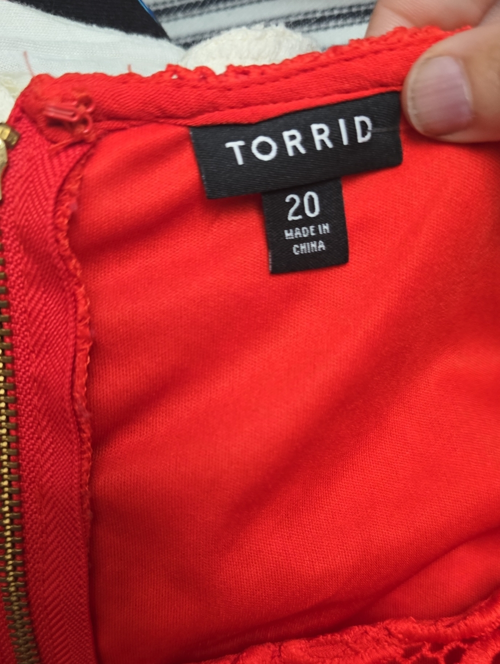 torrid 20 Plus Red Crochet-Detail Sleeveless Midi Dress - Picture 3 of 3